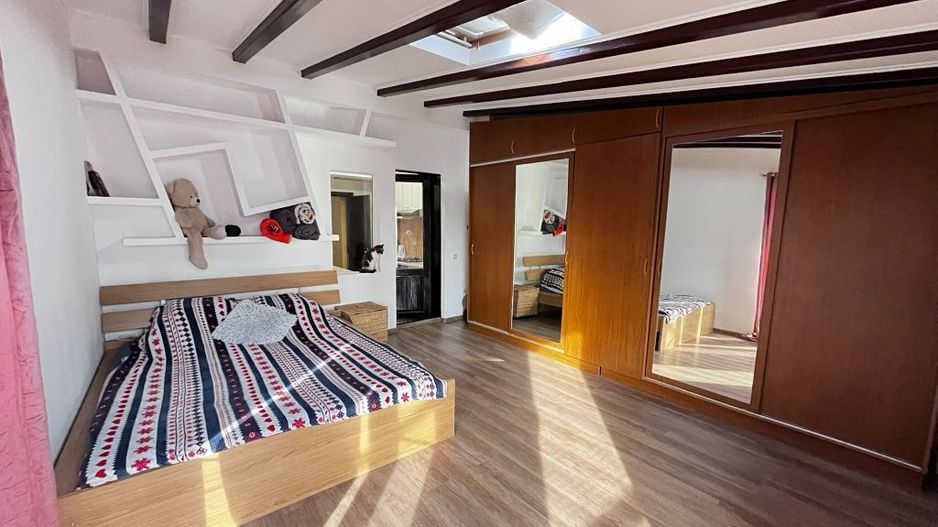 Apartament 2 camere terasa spatioasa, etaj 5, zona Vitan, pet friendly - Poză 1