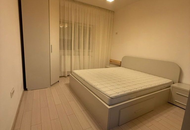 apartament 2 camere de inchiriat - Poză 1