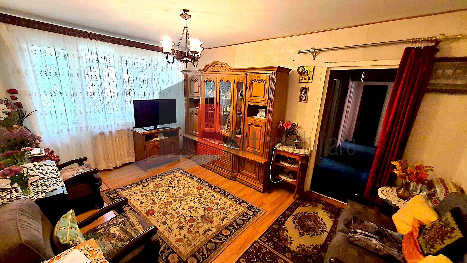 Apartament 4 camere Piața Gorjului - Poză 1