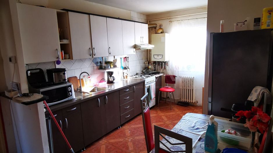 Apartament spațios cu 3 camere,  Zorilor - Poză 2