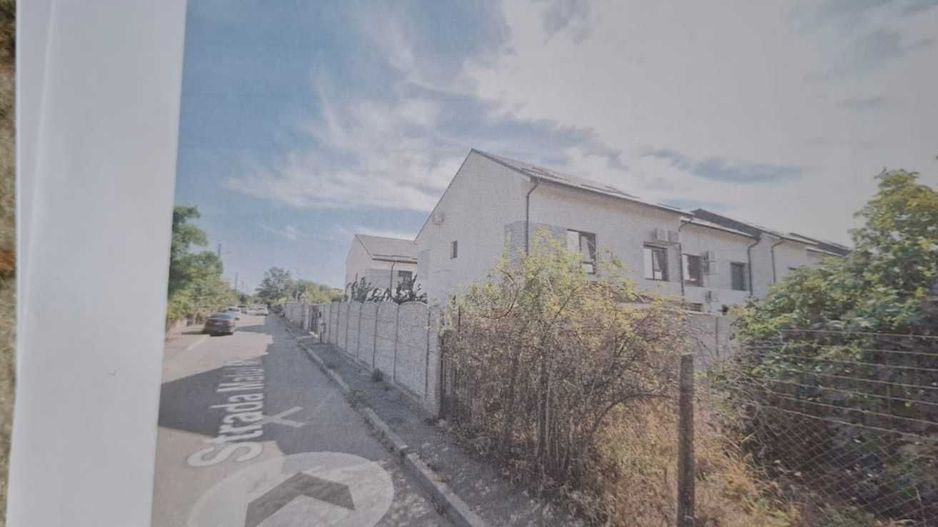 4 camere | vila înșiruită de colt |  Metroul Străulești - Poză 1