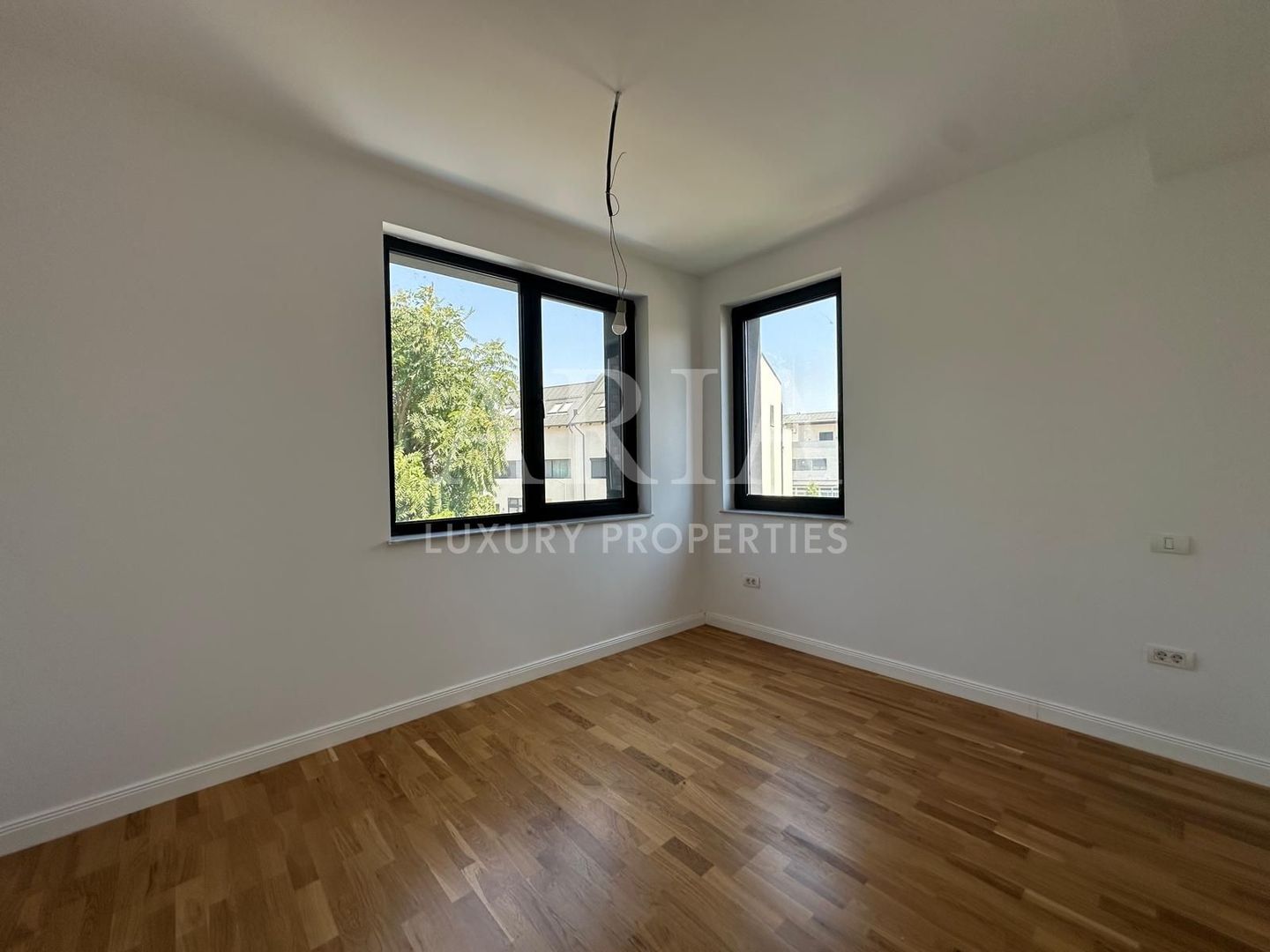 VILLA FIRST RENT – GARAJ - GATED COMPLEX - Poză 13