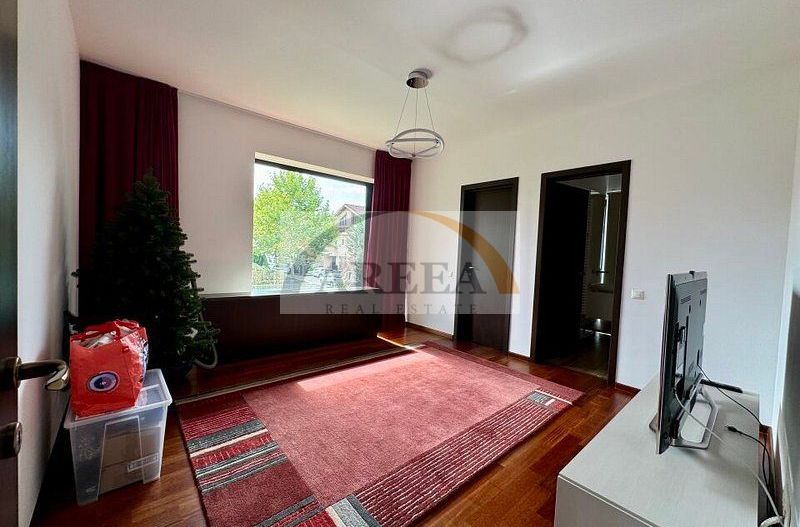 Vila lux de vanzare in cel mai dorit complex din Erou Iancu Nicolae-locatie rara - Poză 23