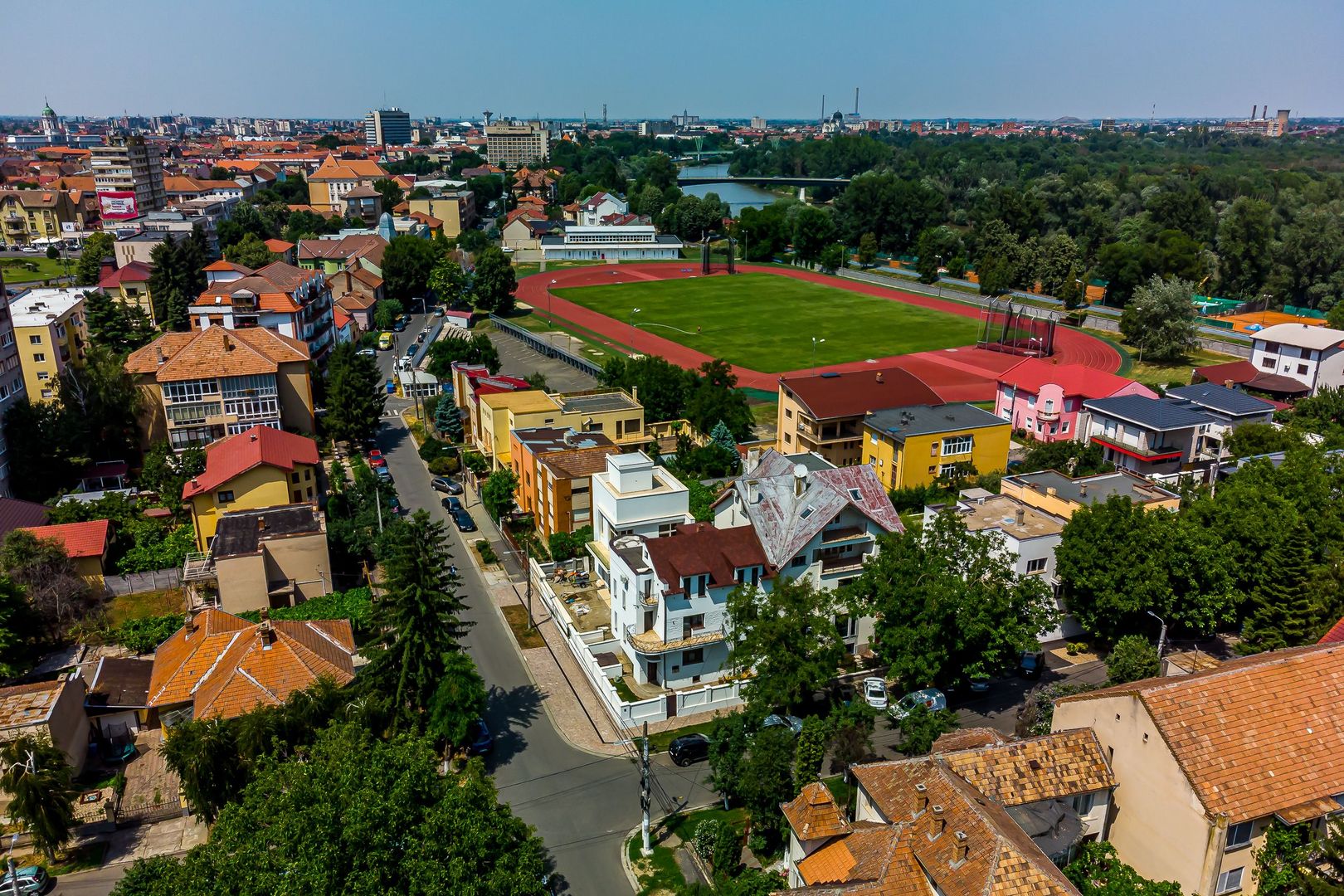 Oportunitate! Casă tip duplex de închiriat - Poză 3