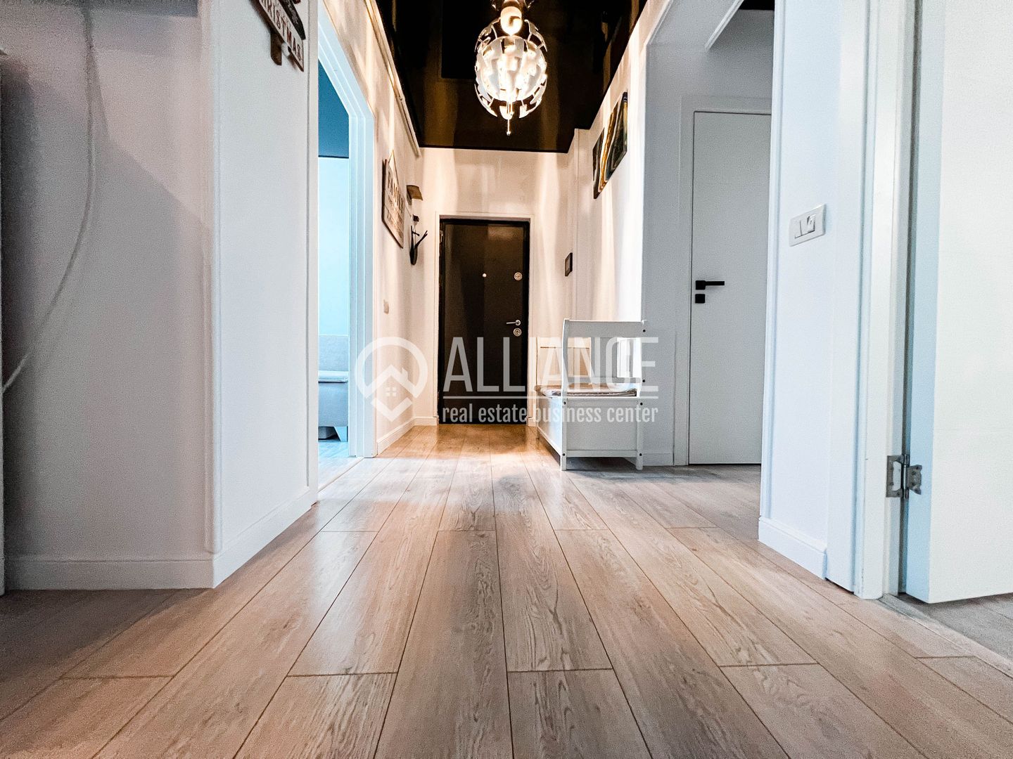 TOMIS PLUS (COD 05) Apartament 3 Camere Premium - Poză 2