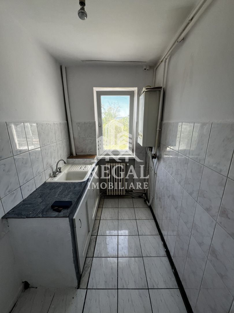 Apartament 2 camere decomandat – Micro 7 | Etaj 2 | Balcon | Panoramă - Poză 4