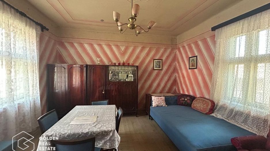 Casa traditionala cu teren generos in Odvos, județul Arad - Poză 7