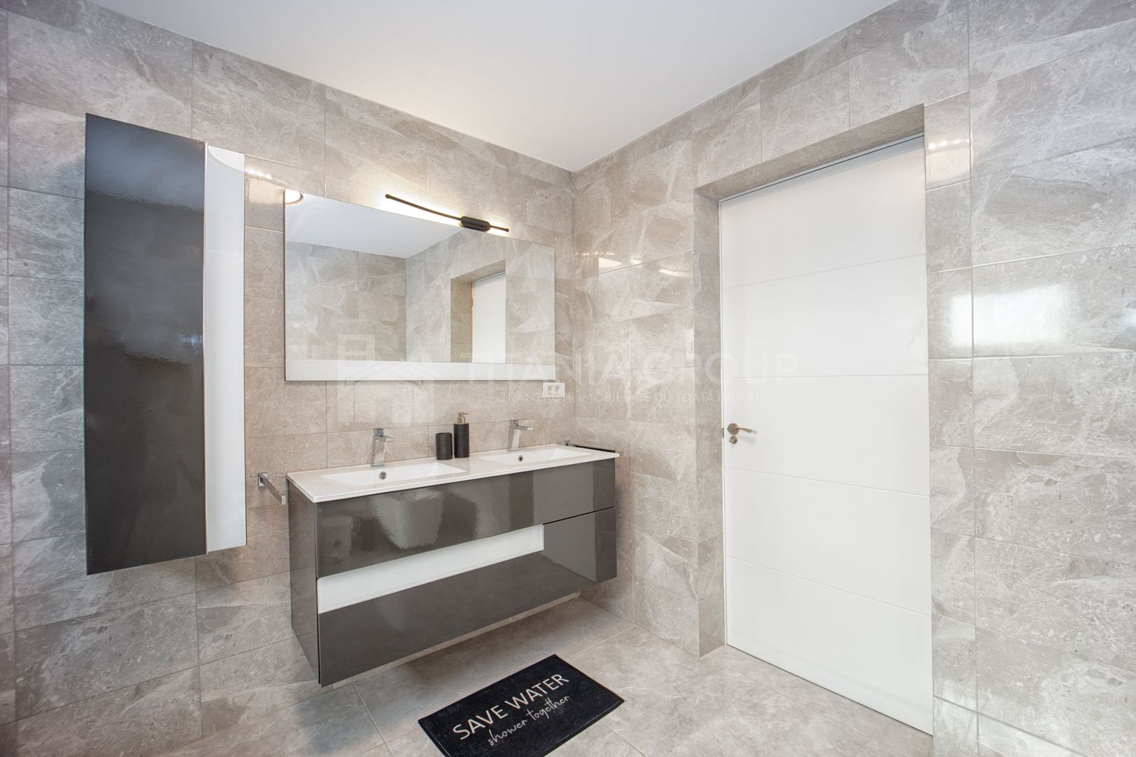 Prestigiu si eleganta! Proprietate de LUX, cu garaj si piscina -Harman - Poză 25