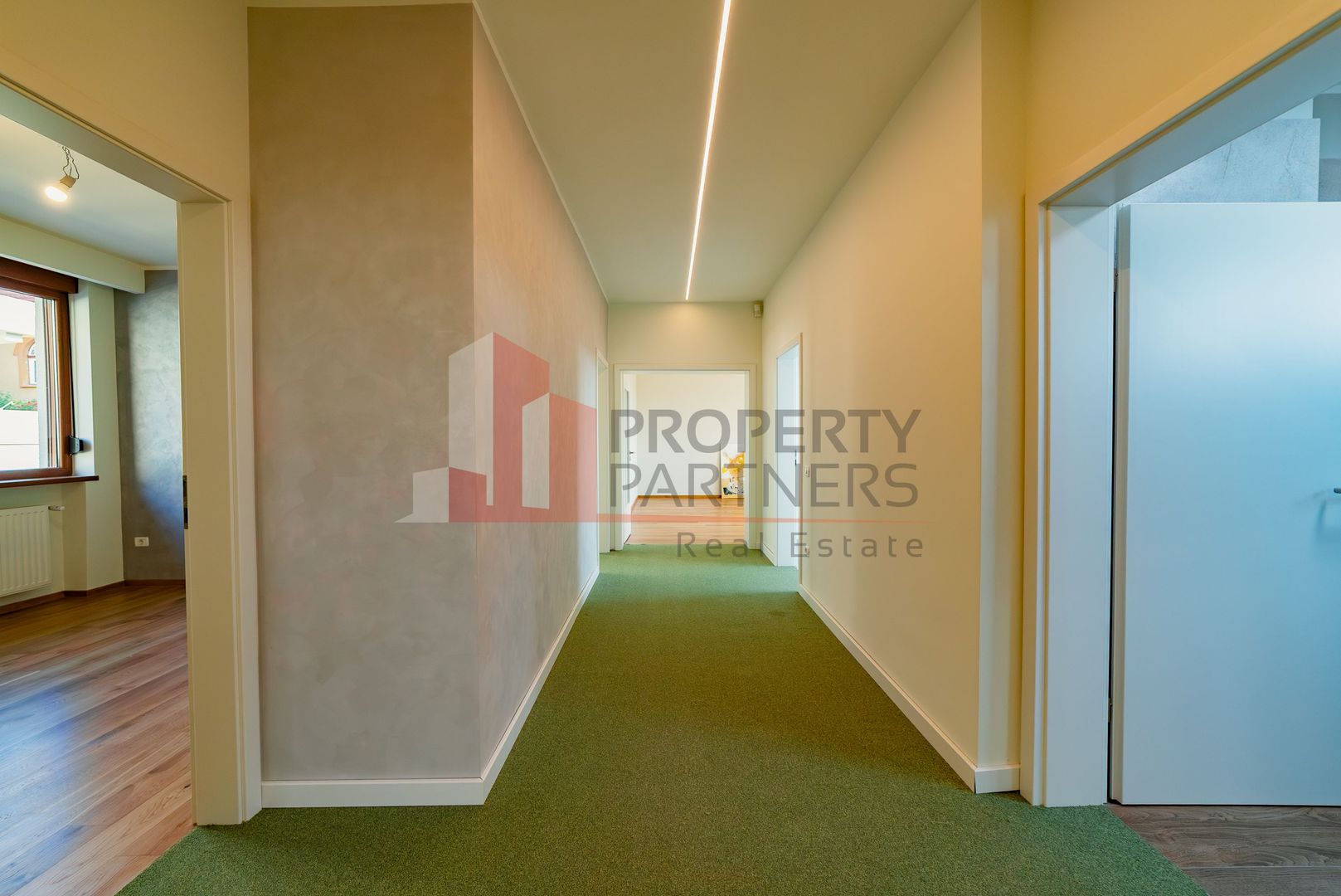 Apartament Duplex Elegant cu Terasă Panoramică – Dealul Cetății, Brașov - Poză 11