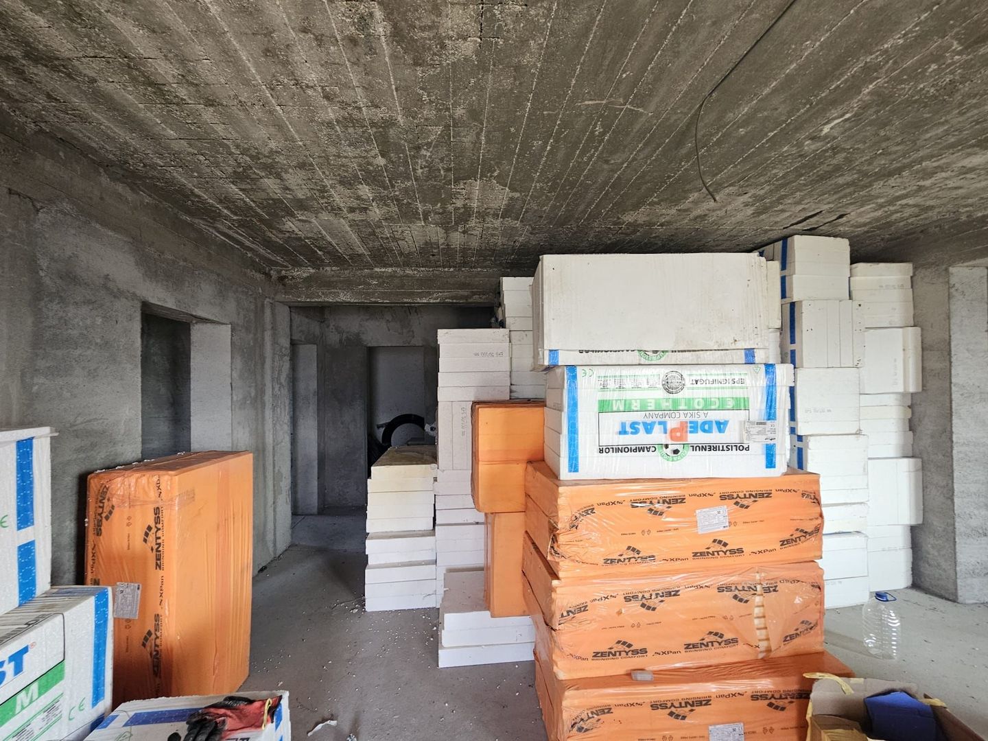 Casă pe platou, liniște și natură – Boțești, Argeș - Poză 17