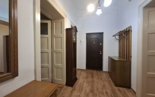 Apartament 3 camere de închiriat | Zona Ultracentrală Sibiu - Poză 3