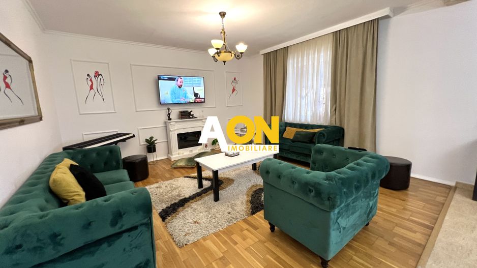 Casa de vanzare - 5 Camere, 2 Bai,  Garaj, 1000mp Teren - Poză 5