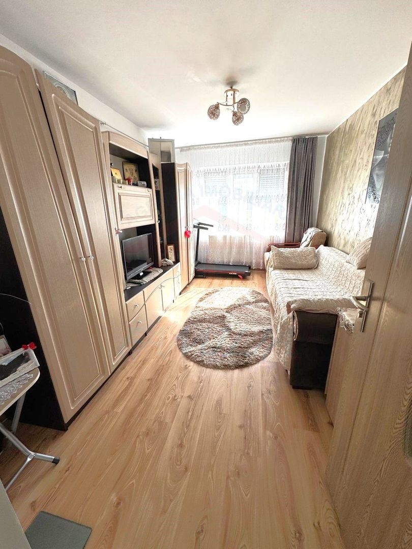 43ooo euro NEGOCIABIL!!! apartament, 2 camere decomandate,  Micro20 - Poză 1
