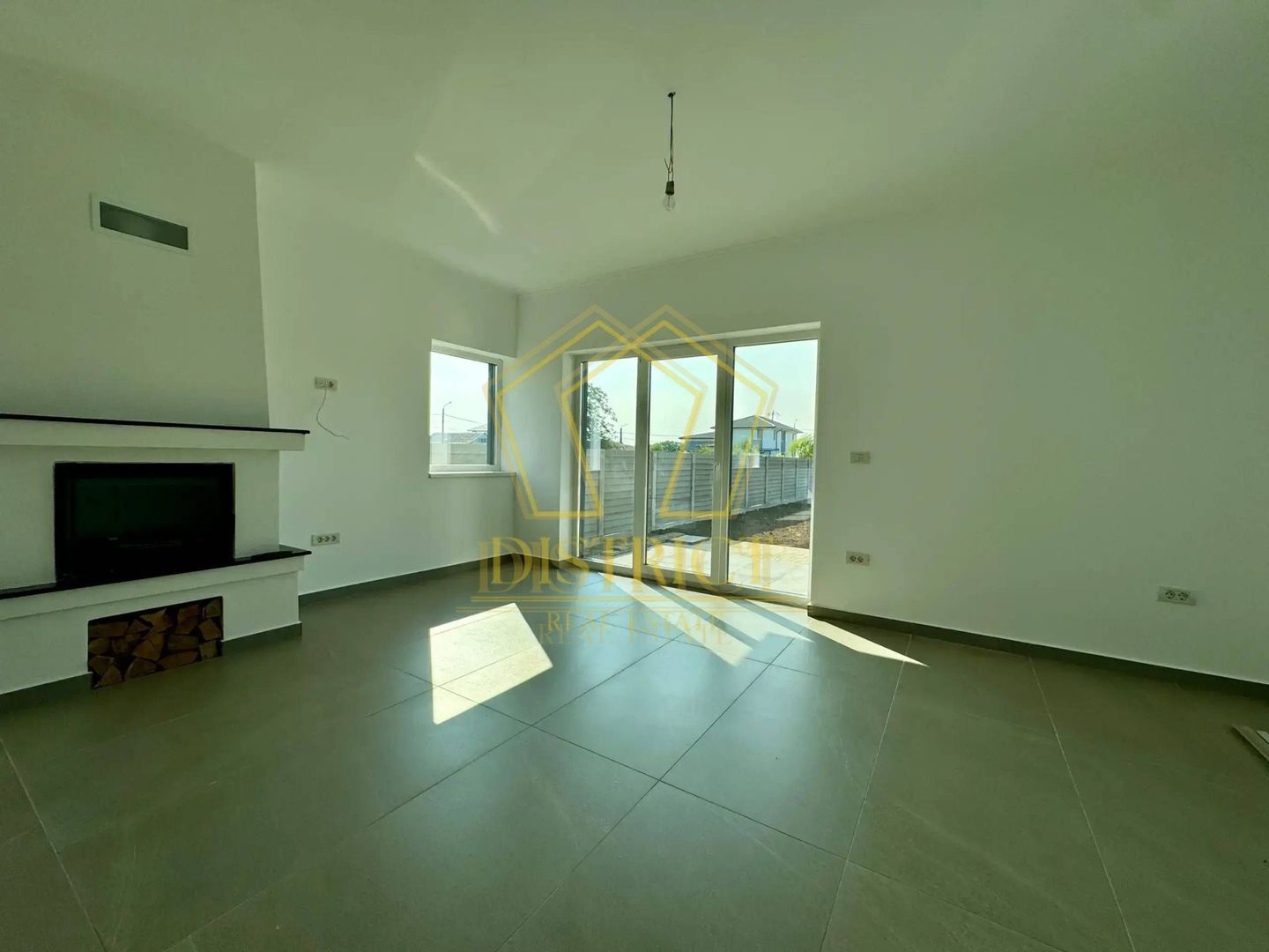 Duplex cu 5 camere, perete dublu | Becicherecul Mic | COMISION 0% - Poză 1