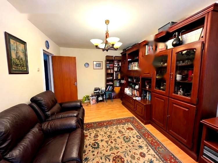 Vanzare Apartament 3 camere, 66 mp utili, centrală proprie – Drumul Taberei - Poză 1