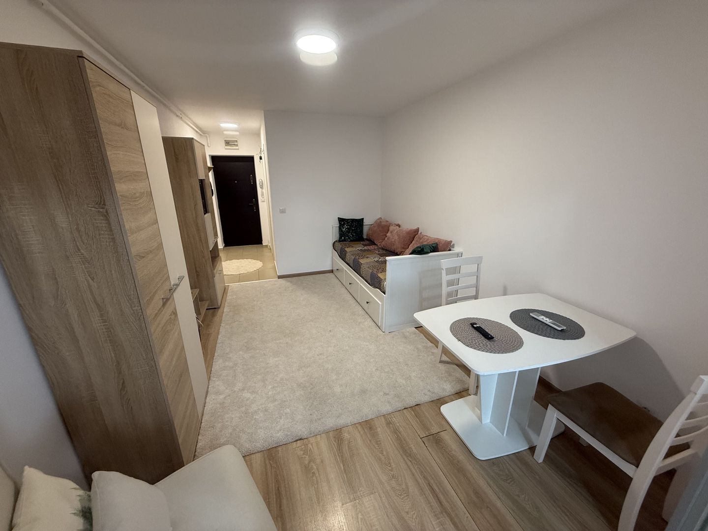 Garsoniera complet mobilată/utilata- Paladium residence1+2 parcări - Poză 3