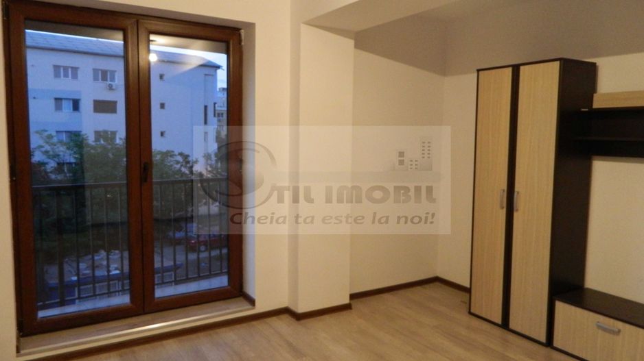 Apartament 2 camere, decomandat, Canta - 399 euro - Poză 3