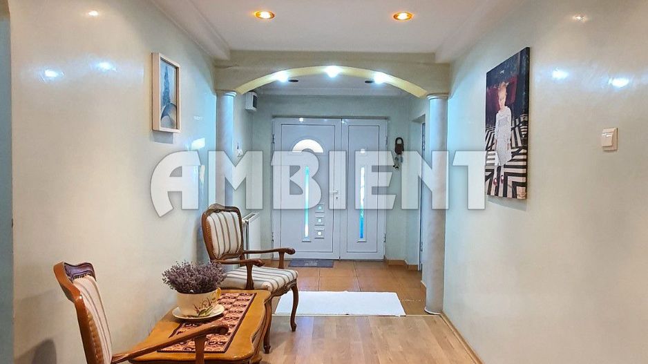 Vilă P+1E+M, ideală pentru activități comerciale, zona Donici; - Poză 10