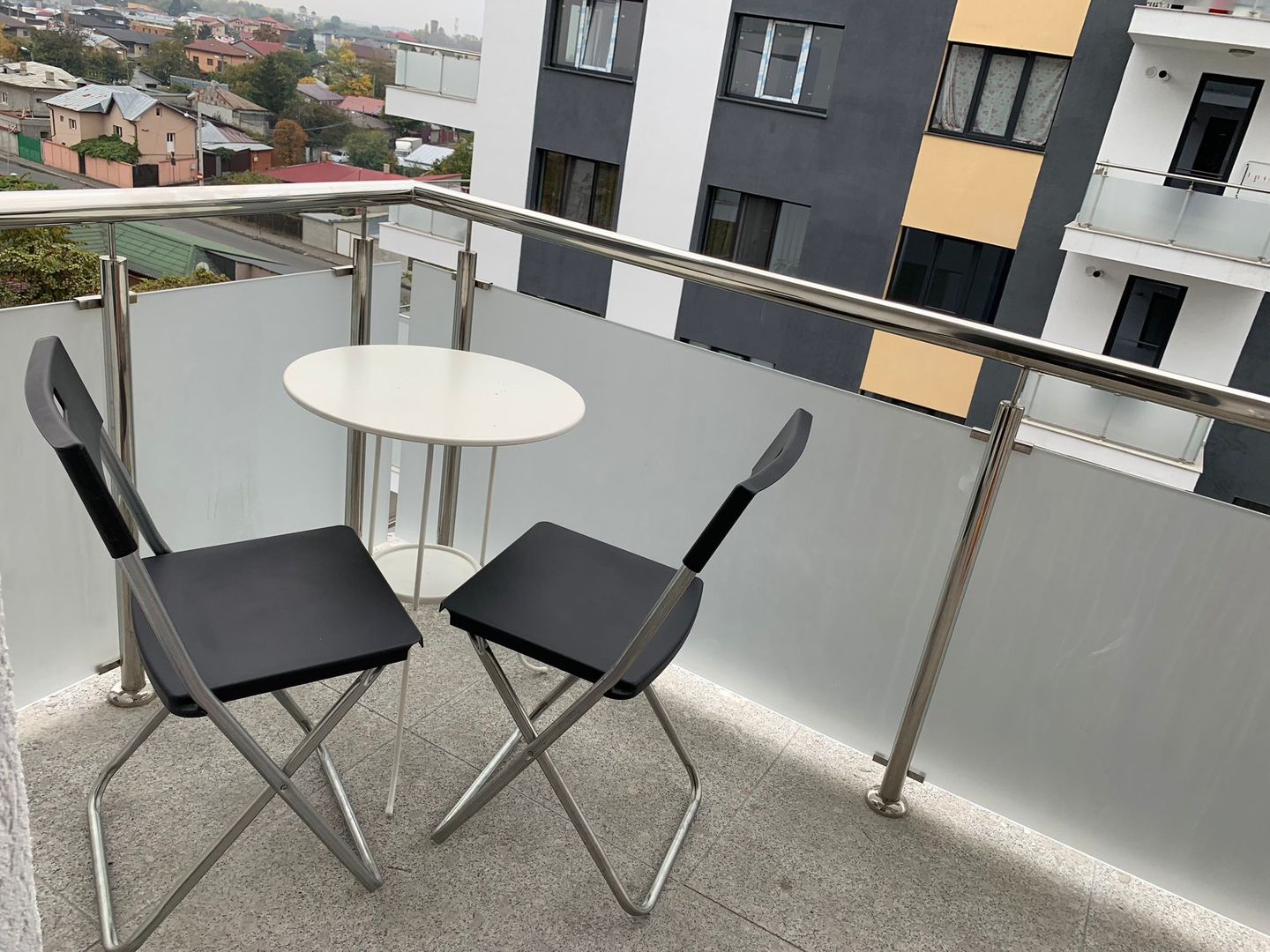 AP. 2 CAMERE,  CENTRALA PROPRIE, BUCATARIE INCHISA, LOC DE PARCARE, AC - Poză 8