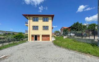 Casa individuala pe 3 niveluri pretabila pentru birouri, in cartierul Iris - Poză 3