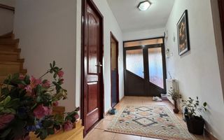 Casă Individuală cu 250 mp Teren | 180 mp Utili | 4 Dormitoare | Garaj | - Poză 9