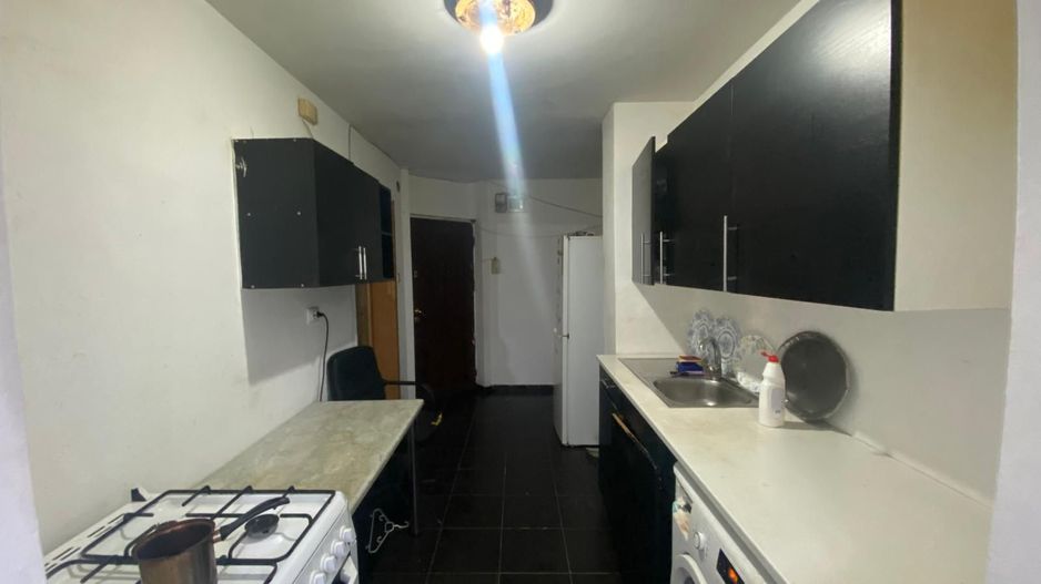 3 camere decomandat  Parcul Drumul Taberei - Poză 4