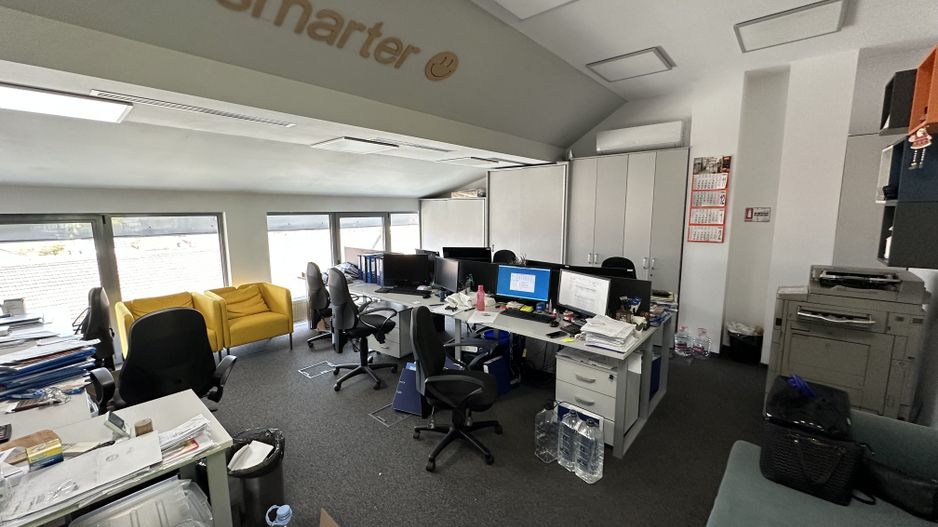 Spațiu  inchiriat   birouri   316 mp - Poză 21