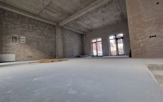 Spațiu comercial, zona  centrală. - Poză 1