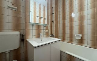 Apartament cu 3 camere decomandate, Cetate - Poză 6