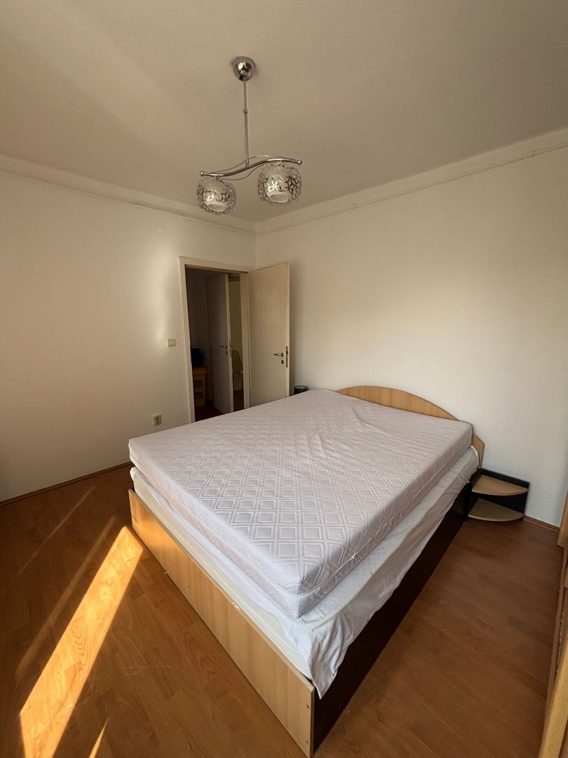 Apartament 3 camere,zona Medicina - Poză 17