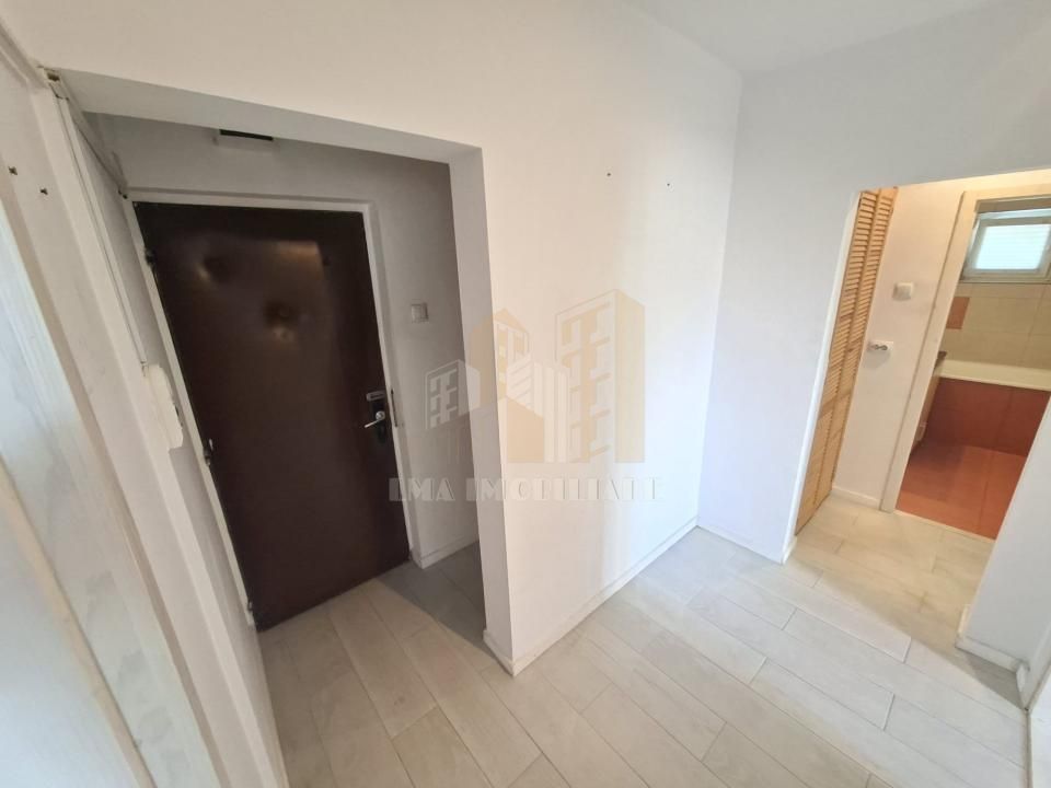 Apartament 2 camere decomandat Faget Brasov - Poză 1