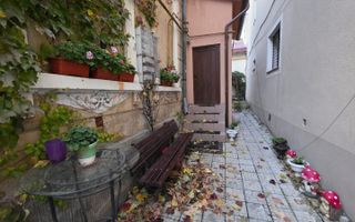 Casa cu 2 camere si living - zona Centrala, Piata Independentei - 700€ - Poză 12