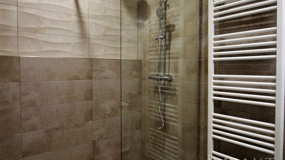 Apartament de inchiria premium 3 camere ,parcare, în centrul Clujului! - Poză 11