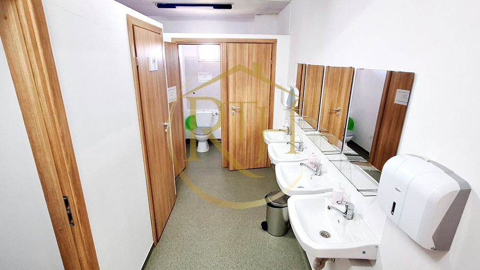 Oferim spre inchiriere, Cladire ideala pentru Clinica, Centru medical etc - Poză 18