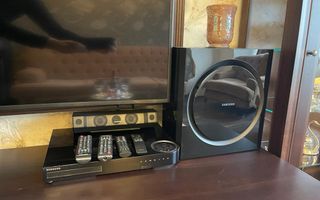 Proprietate specială cu 3 camere în Bucuresti - Poză 8