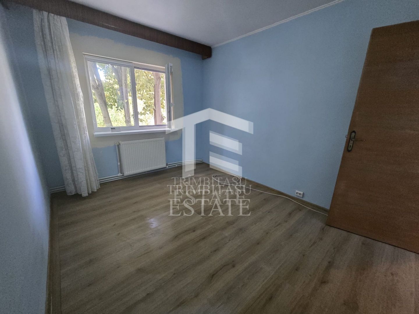 FALEZA NORD- Apartament 3 camere de vanzare. - Poză 3