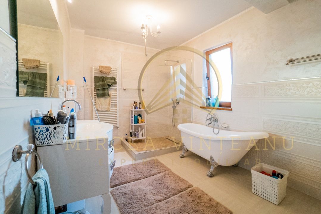 Palazu Mare/Elvila - Vila cocheta  P+1E+M cu teren 970 mp,mobilata si utilata - Poză 17