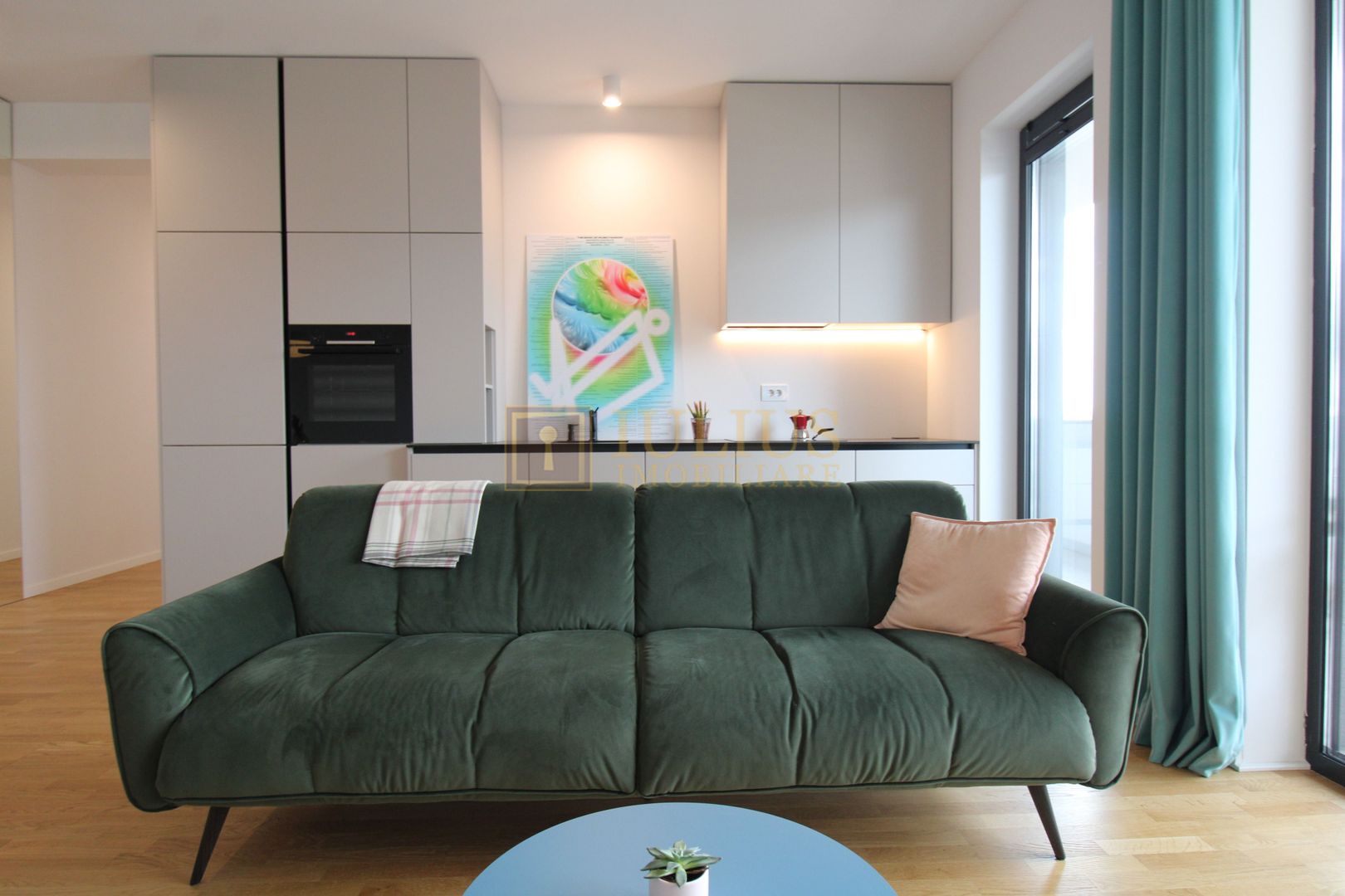 Ultracentral, prima inchiriere, Paltim. - Poză 2