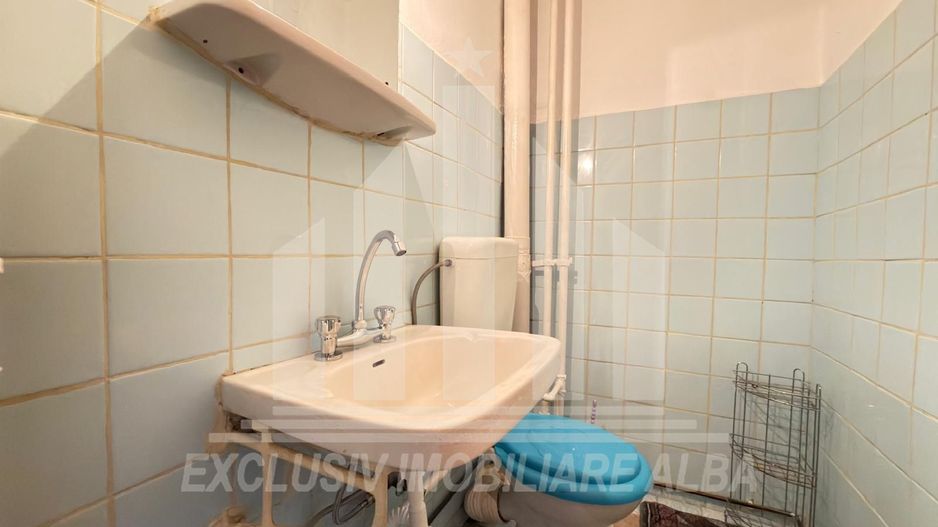 Apartament cu 3 camere | 2 bai | 64 mp | Cetate - Mercur - Poză 8