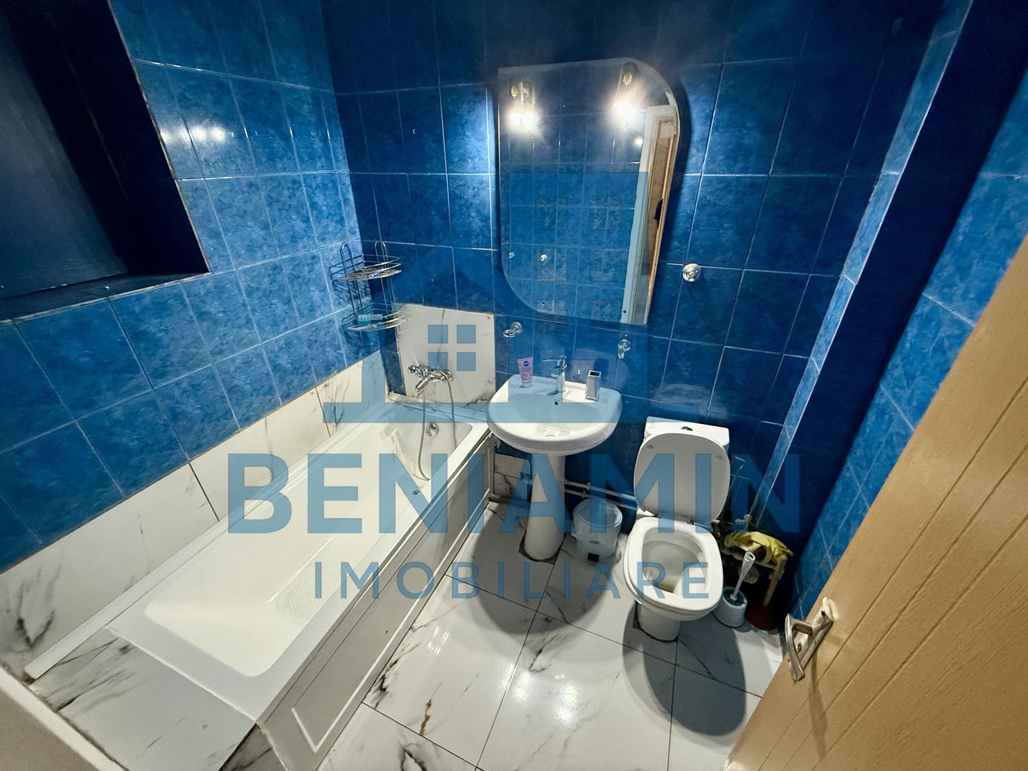 2 Camere-Mobilat-Utilat-Str Henri Coanda-Etaj intermediar-Liber - Poză 5