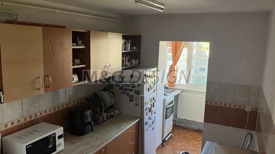 Aradului Vest, 2 camere, decomandat, CENTRALA GAZ, CLIMA - Poză 1