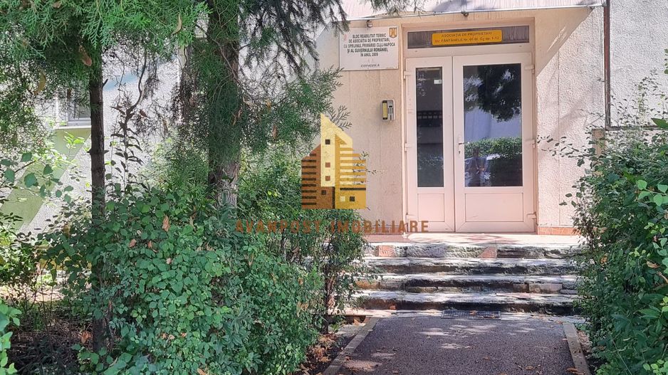 | Apartament cu 4 camere de vanzare | Cartierul Grigorescu | Etaj 2| - Poză 14