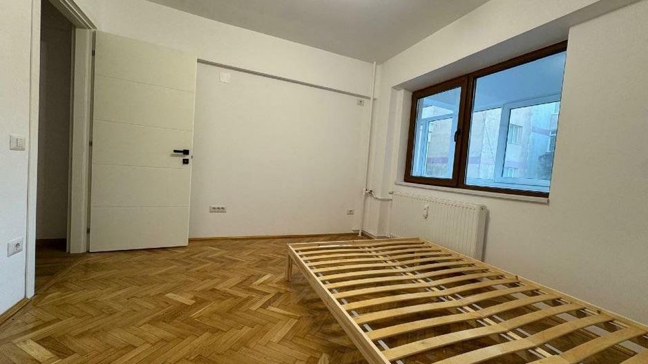 AP. 3 CAMERE KISELEFF, PRIMA INCHIRIERE, RENOVAT,PARCARE, CAT-FRIENDLY - Poză 4