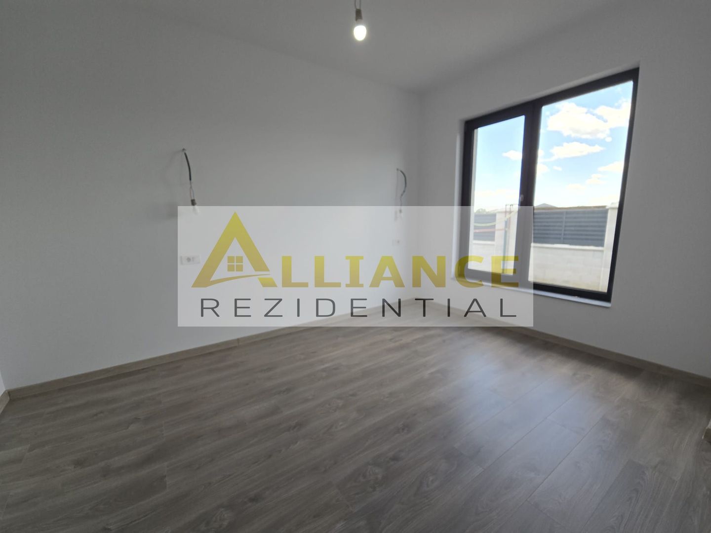 Casa 3 Camere | Aproape de bulevard si statia STV - Poză 9
