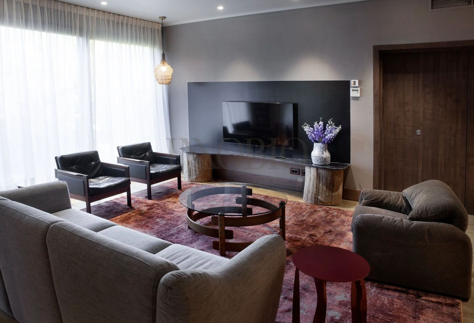 Full Service Apartment | 2 Bedrooms | Parking | Concierge - Poză 1