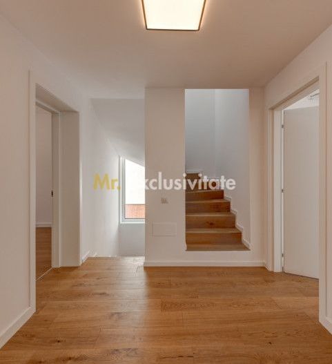 Vila Otopeni central 222mp cu gradina - Poză 9