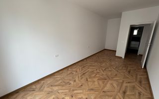 Etaj intermediar. Loc de parcare. Disponibil imediat - Poză 4