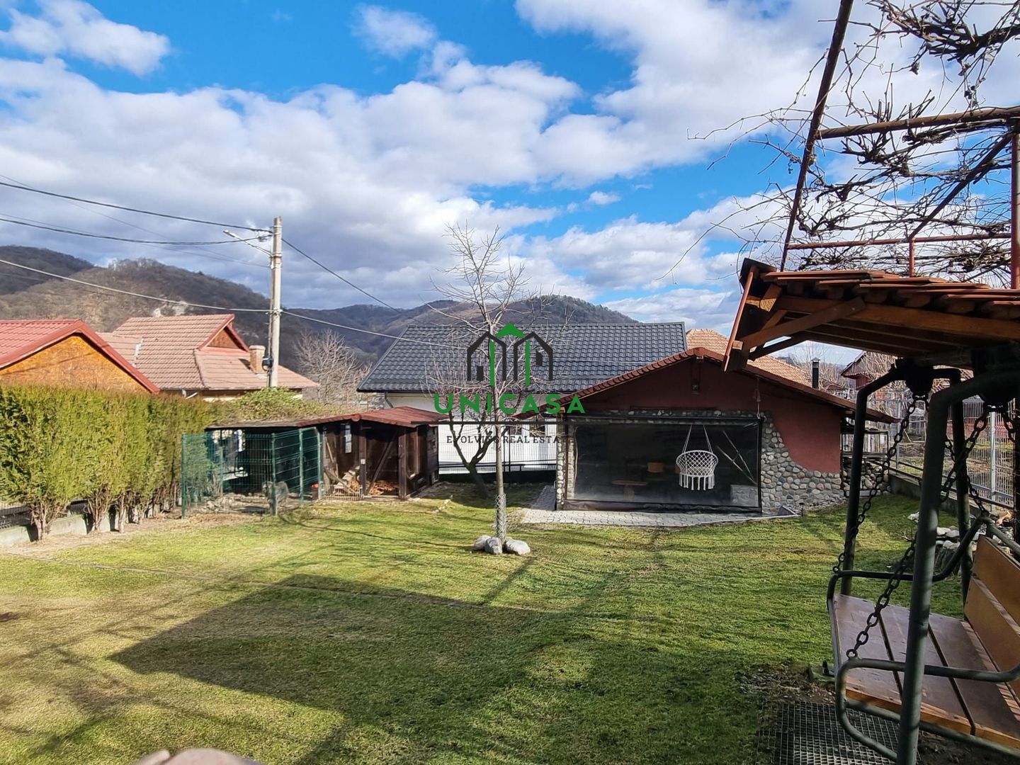 Casa - Vila - Ocnele Mari - Poză 4