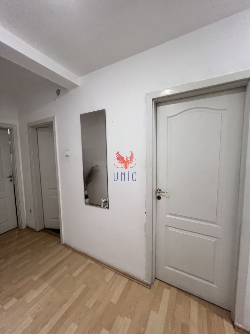 Decomandat, stradal, Calea Bucuresti etaj 1 - Poză 75