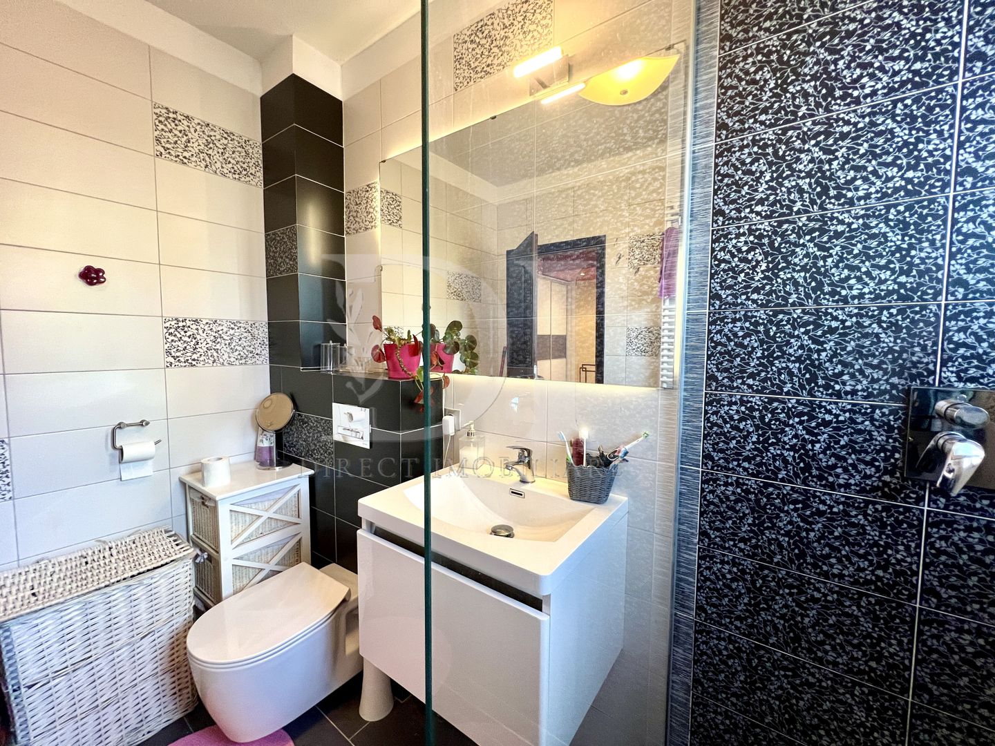 Apartament trei camere / Etaj intermediar / Zona Florilor - Poză 12